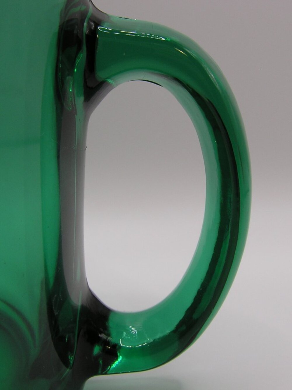 Vintage Emerald Green Ski Taos Glass Coffee Mug - Picture 5 of 8